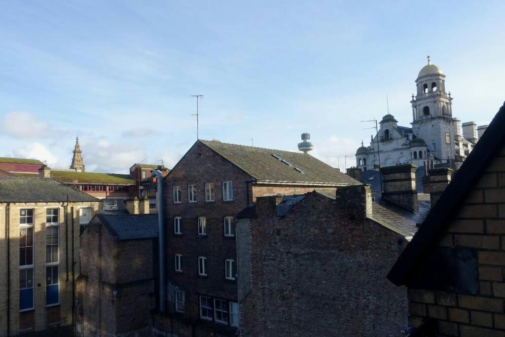 Stylish City-Centre Apartment With Balcony Liverpool Exterior photo